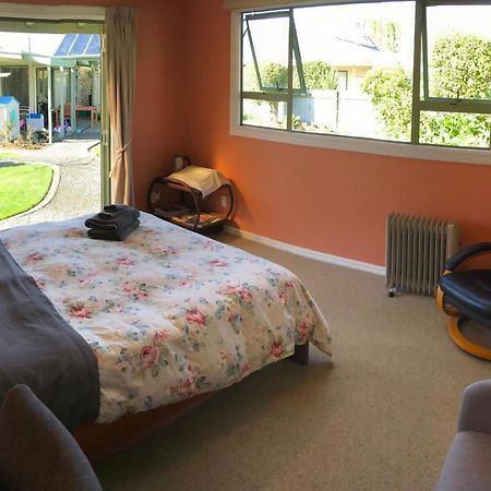 Cosy, Central Greytown Sleepout Zewnętrze zdjęcie