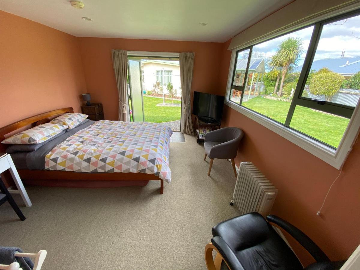 Cosy, Central Greytown Sleepout Zewnętrze zdjęcie