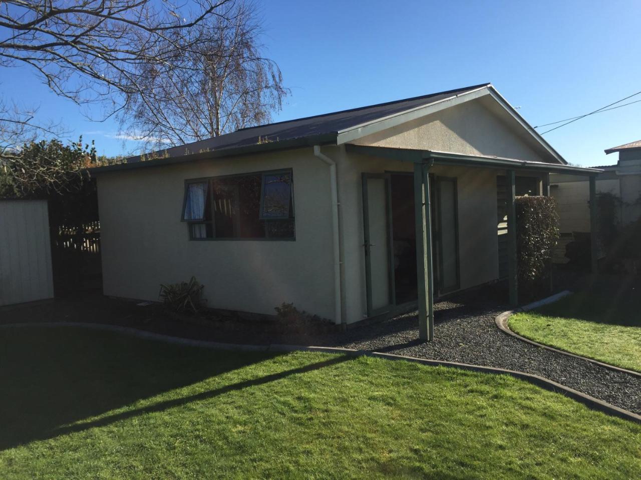 Cosy, Central Greytown Sleepout Zewnętrze zdjęcie